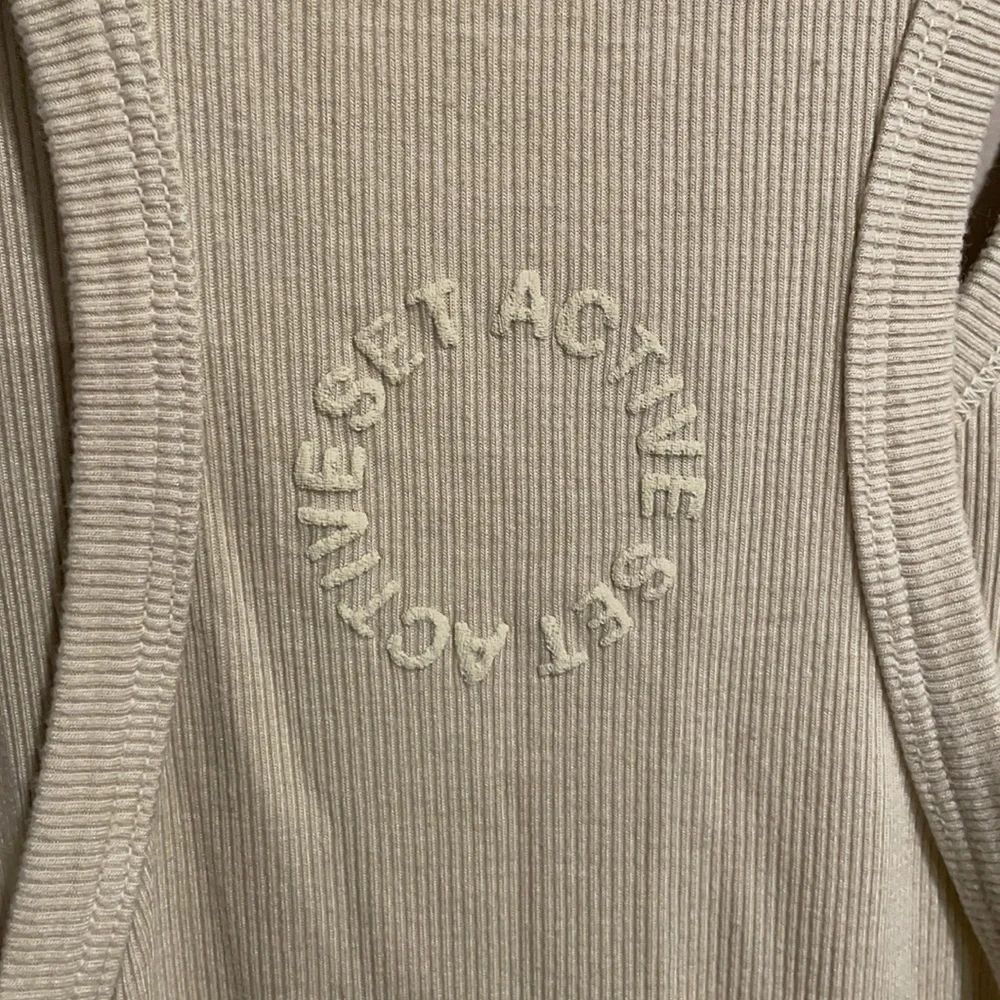 Set Active Racerback Tank - Picture 3 of 3